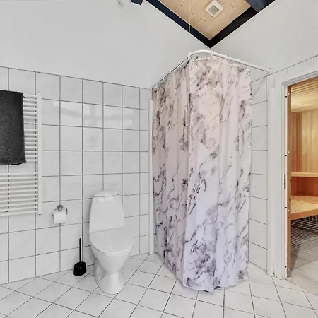 Pet Friendly In Tarm With Sauna * Hemmet
