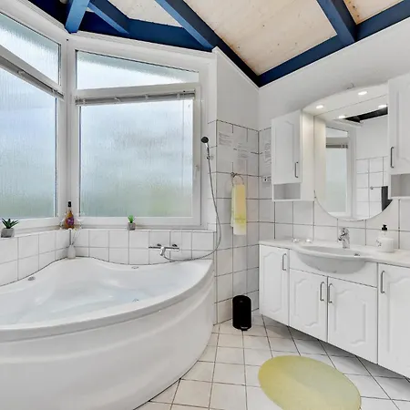 Pet Friendly In Tarm With Sauna * Hemmet